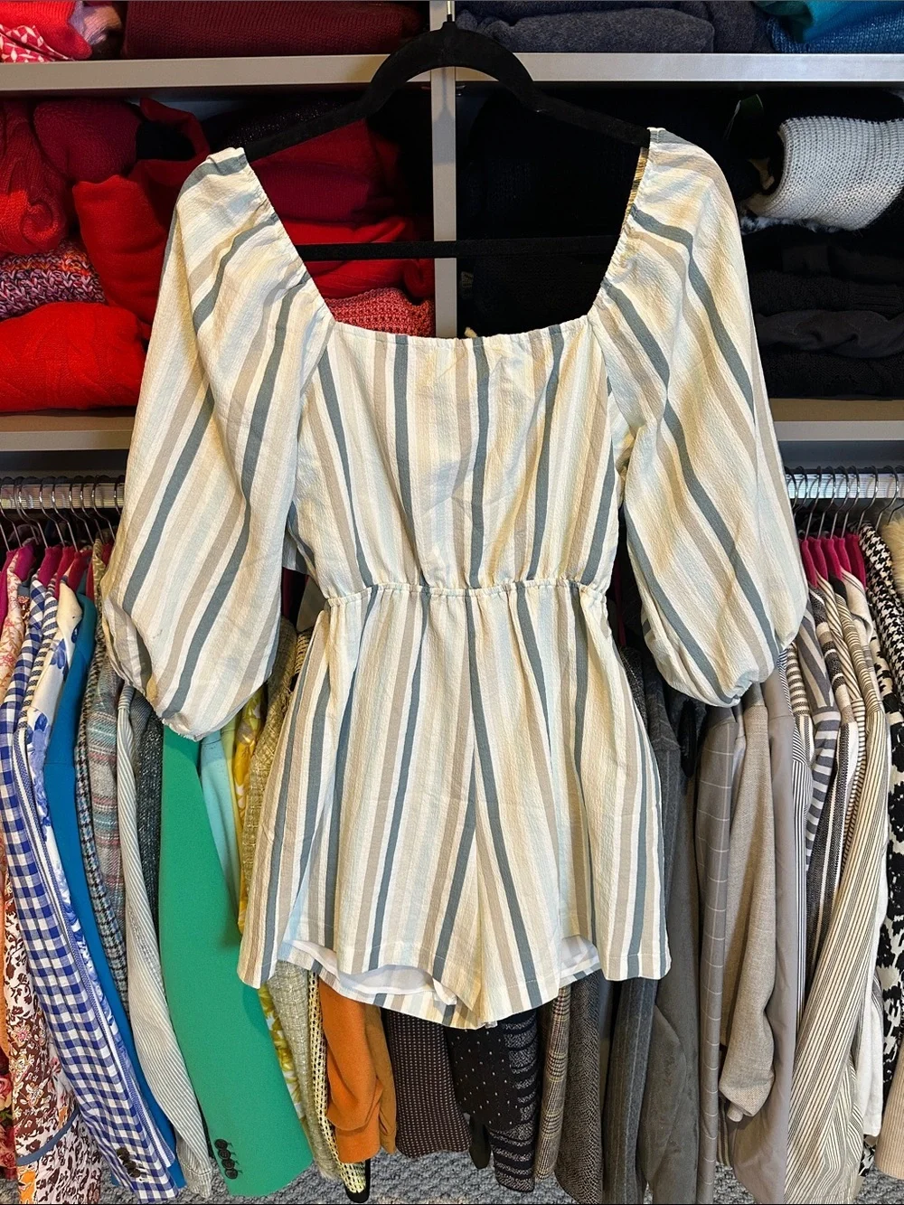 Forever 21 white/blue/gray striped 3/4 balloon sleeve front tie lined romper S